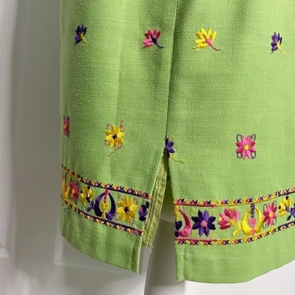 Lavande Green Sheath Sleeveless Midi Dress with Colorful‎ Embroidered Flowers - Picture 5 of 14